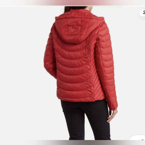 Michael kors, packable Puffer Jacket, size large, excellent condition,color red - Picture 2 of 2